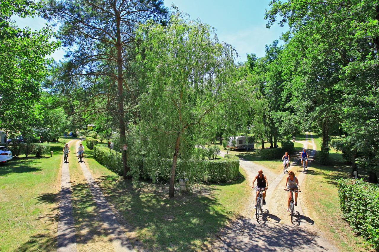 Le Plein Air Des Bories Hotel Carsac-Aillac Kültér fotó